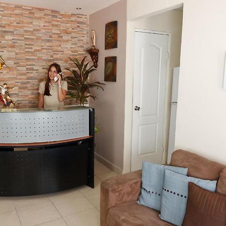 פנמה סיטי Hostal Gemar מראה חיצוני תמונה