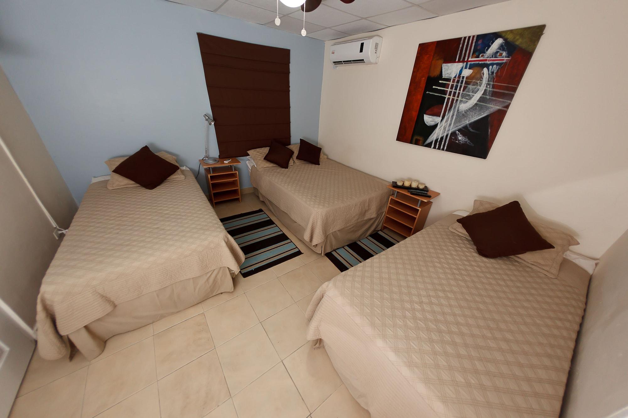 פנמה סיטי Hostal Gemar מראה חיצוני תמונה